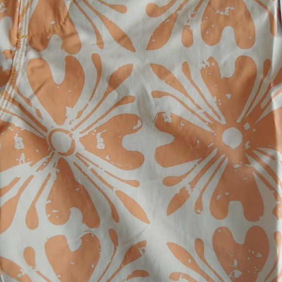 Men's Flying Point board shorts - Picture 2 of 3